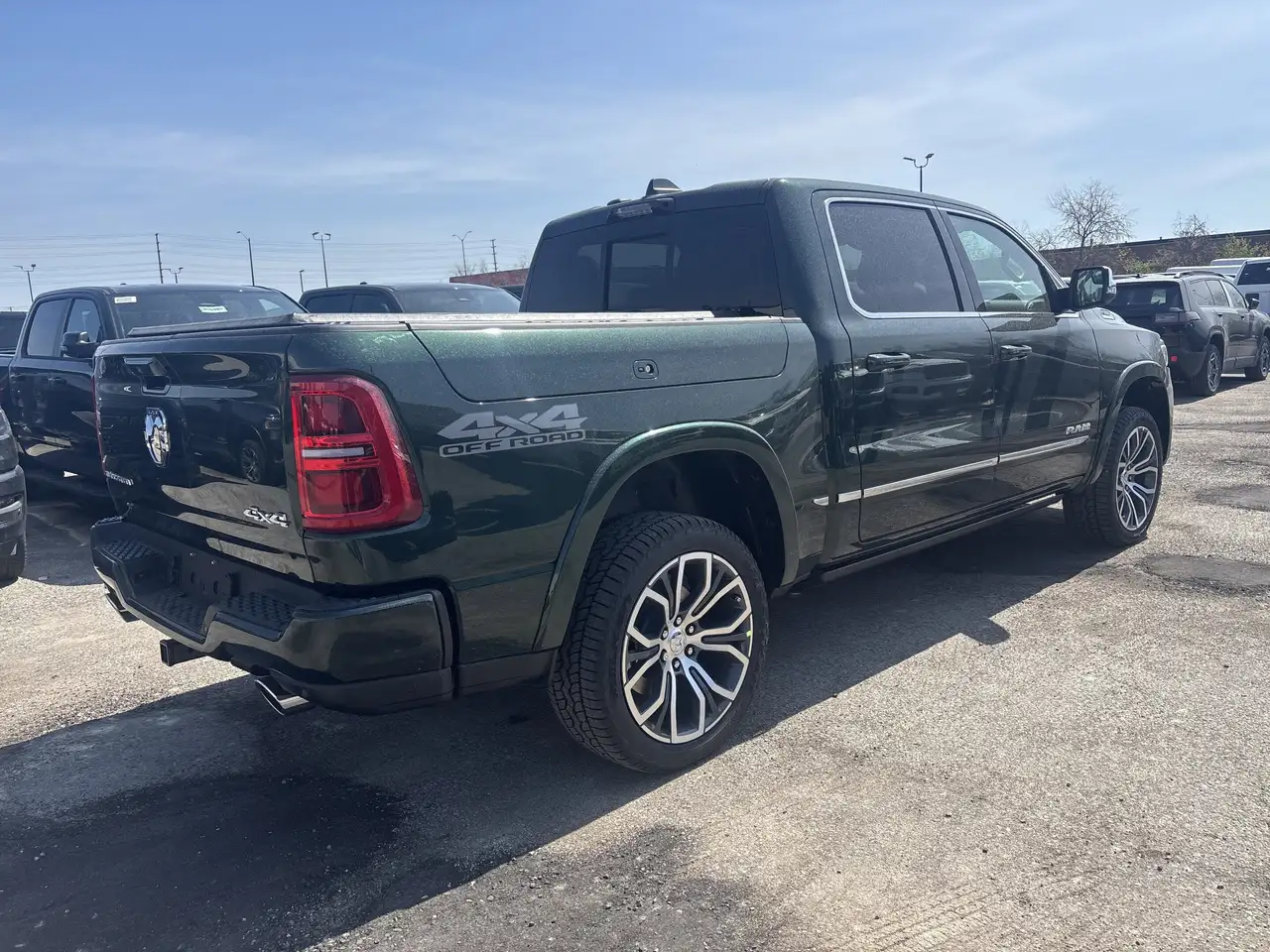 RAM 1500 снимка RAM 1500