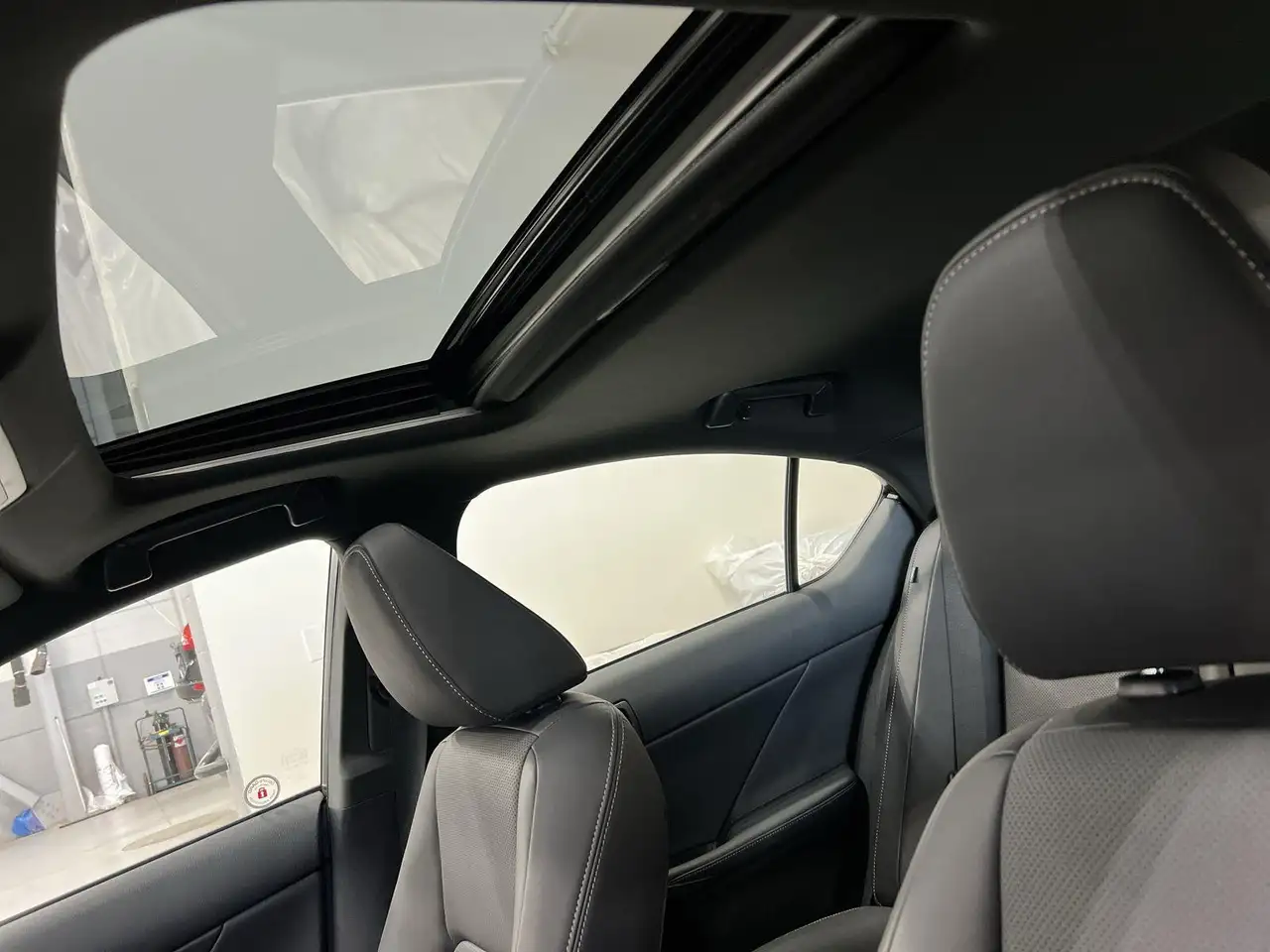 Lexus IS снимка Lexus IS
