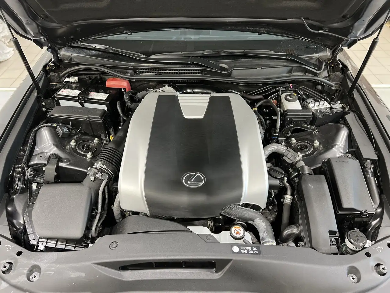 Lexus IS снимка Lexus IS