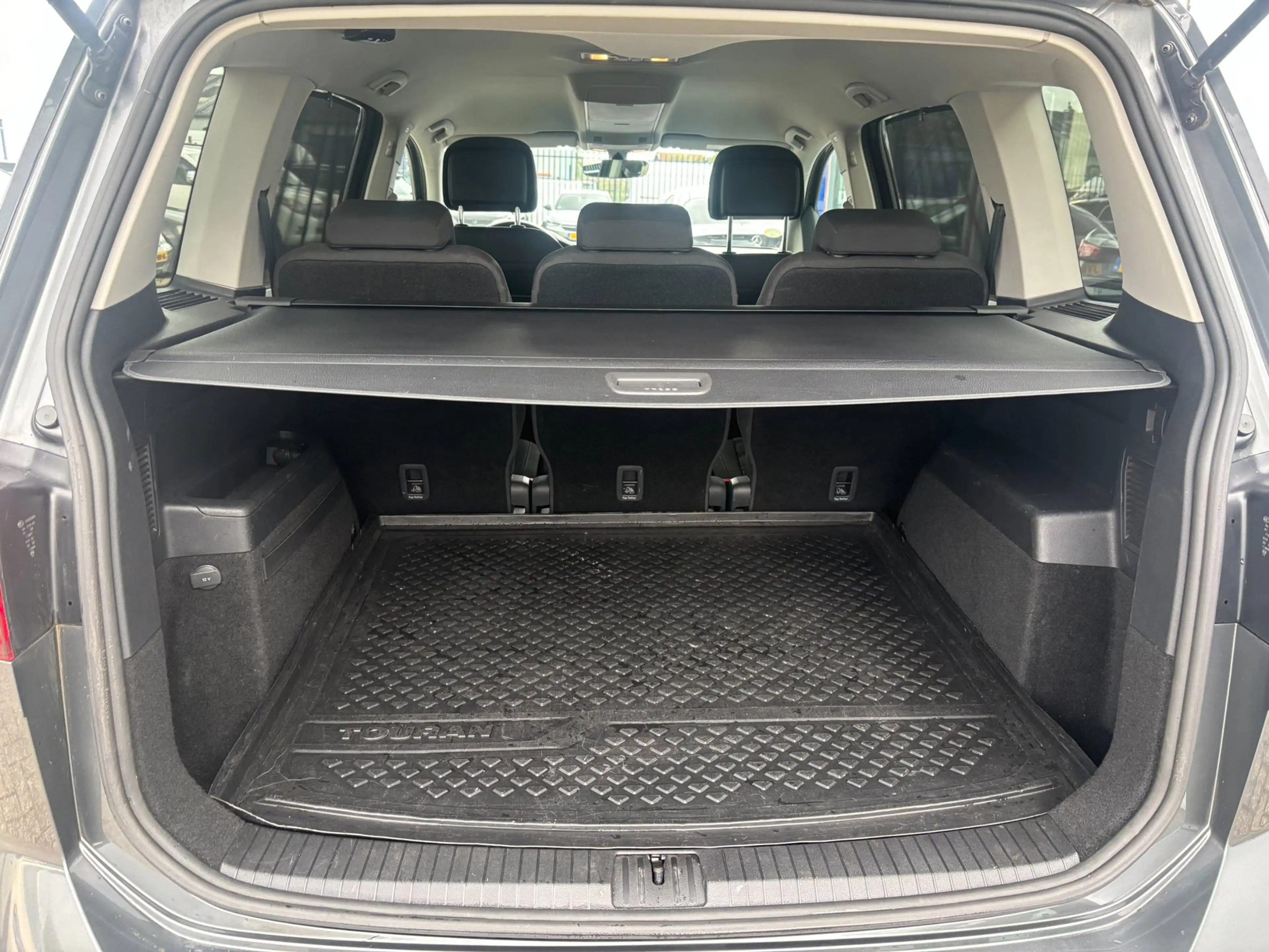 Volkswagen Touran 1.6 TDI SCR Comfortline Business — photo 14
