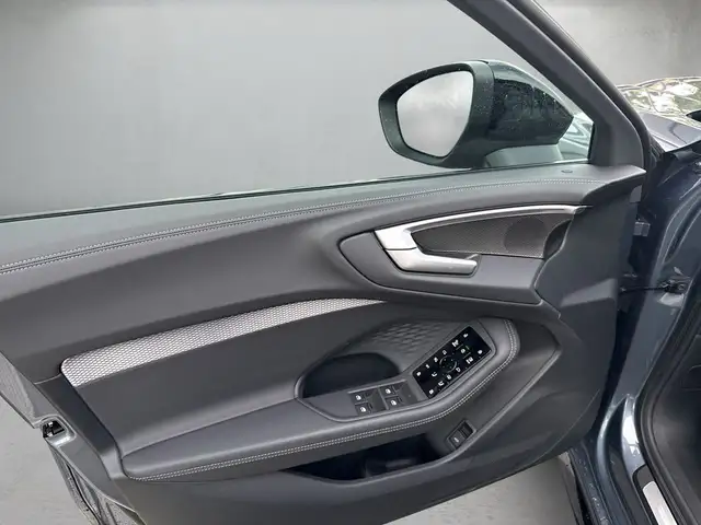 Audi A5 view 7