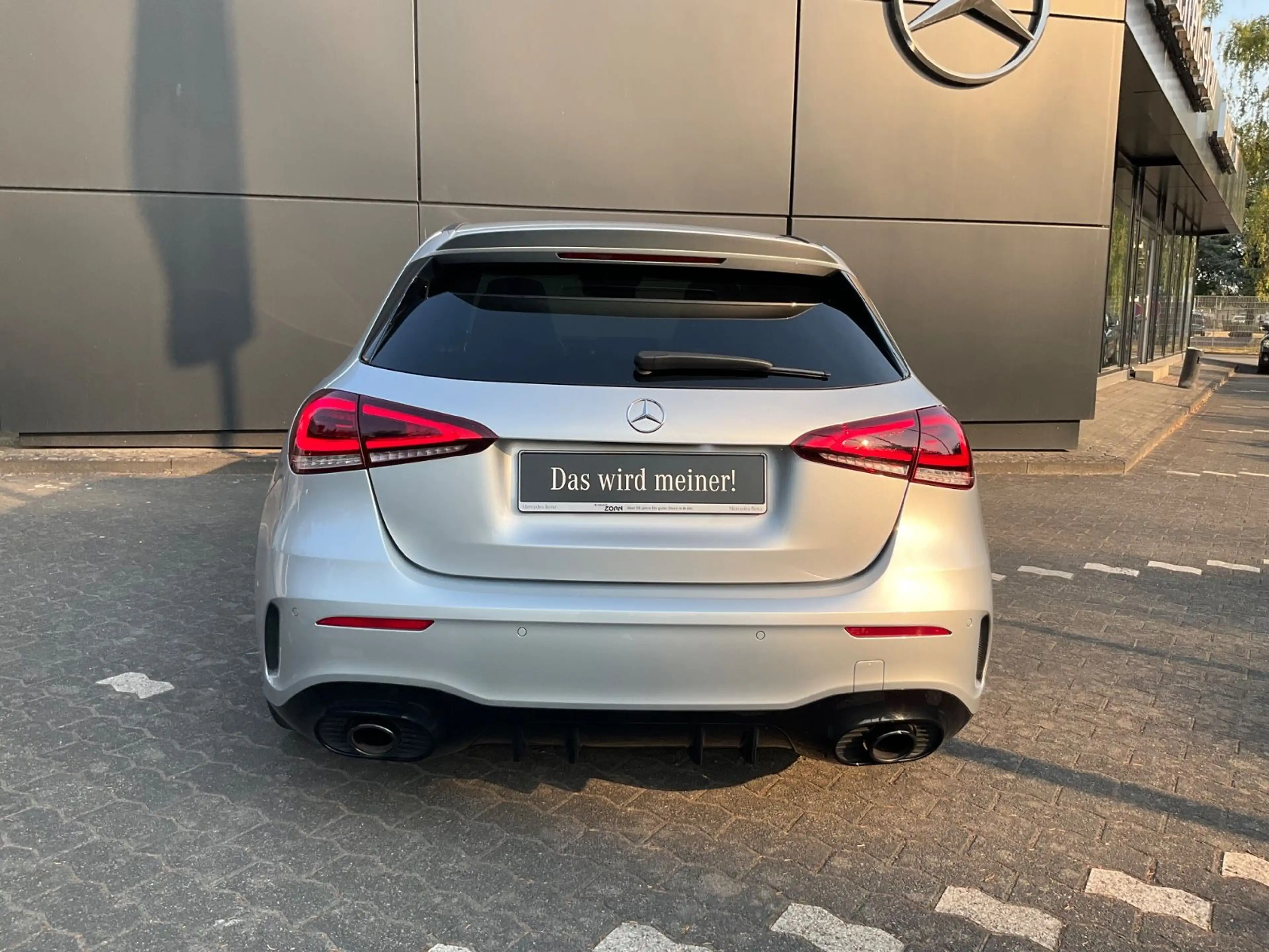 Mercedes-Benz A 35 AMG 4Matic/Panorama/Burmester/Distr. — photo 8