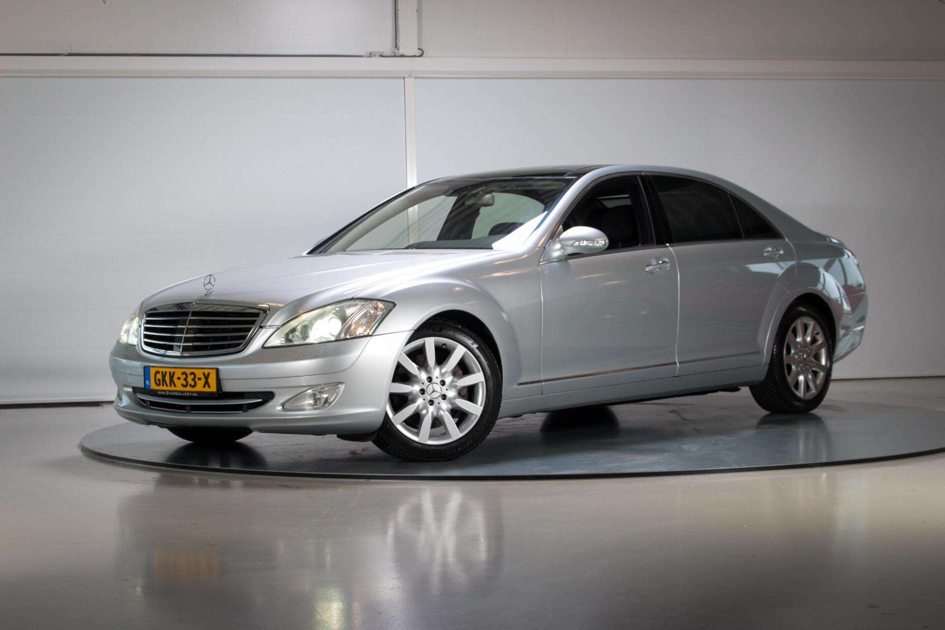 Mercedes-Benz S 500