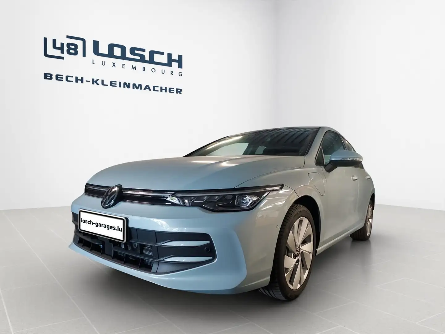 Volkswagen Golf Life Blau - 2