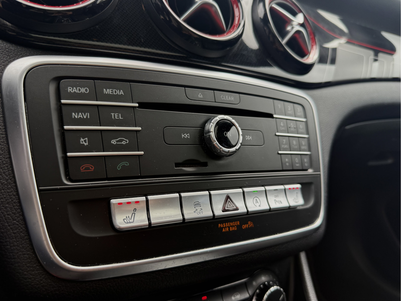 Mercedes-Benz CLA 45 AMG 4MATIC Ambition Pano — photo 17