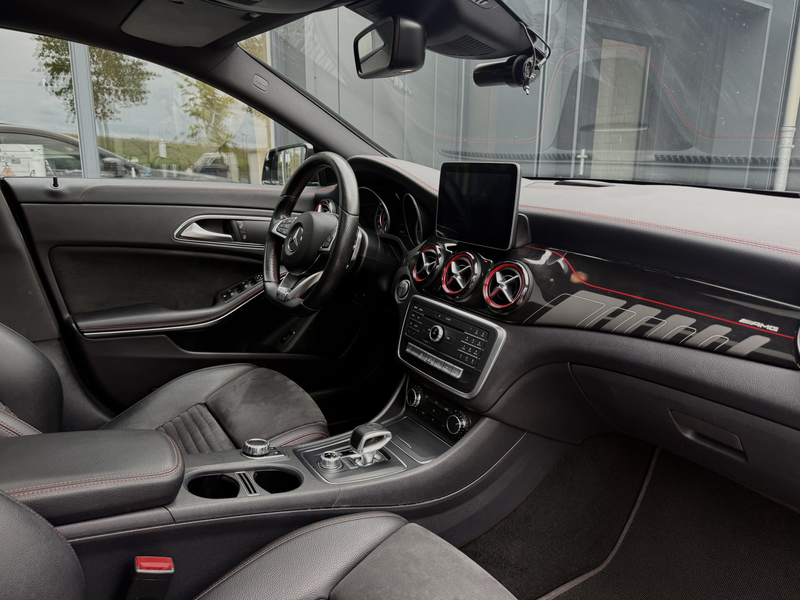Mercedes-Benz CLA 45 AMG 4MATIC Ambition Pano — photo 26