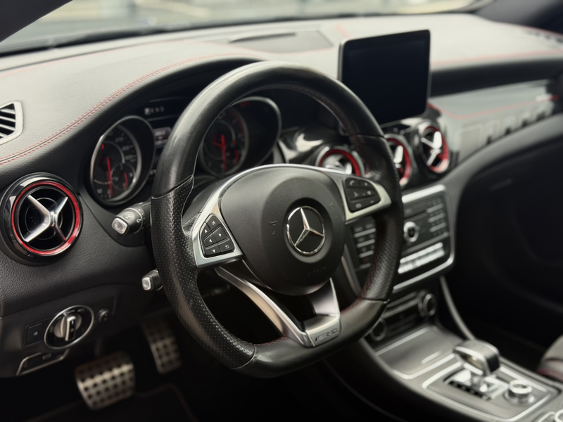 Mercedes-Benz CLA 45 AMG 4MATIC Ambition Pano — photo 14
