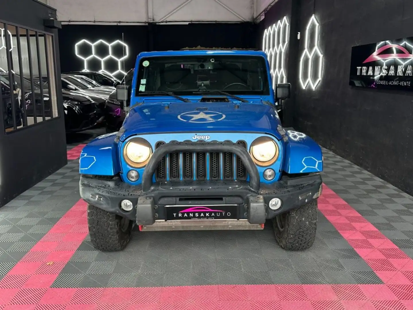 Jeep Wrangler Sahara A 200 ch 2.8 CRD ~ Sièges chauffants ~ Caméra de recul ~ HardTop Amovible ~ Kit réhausseur disponible Bleu - 2
