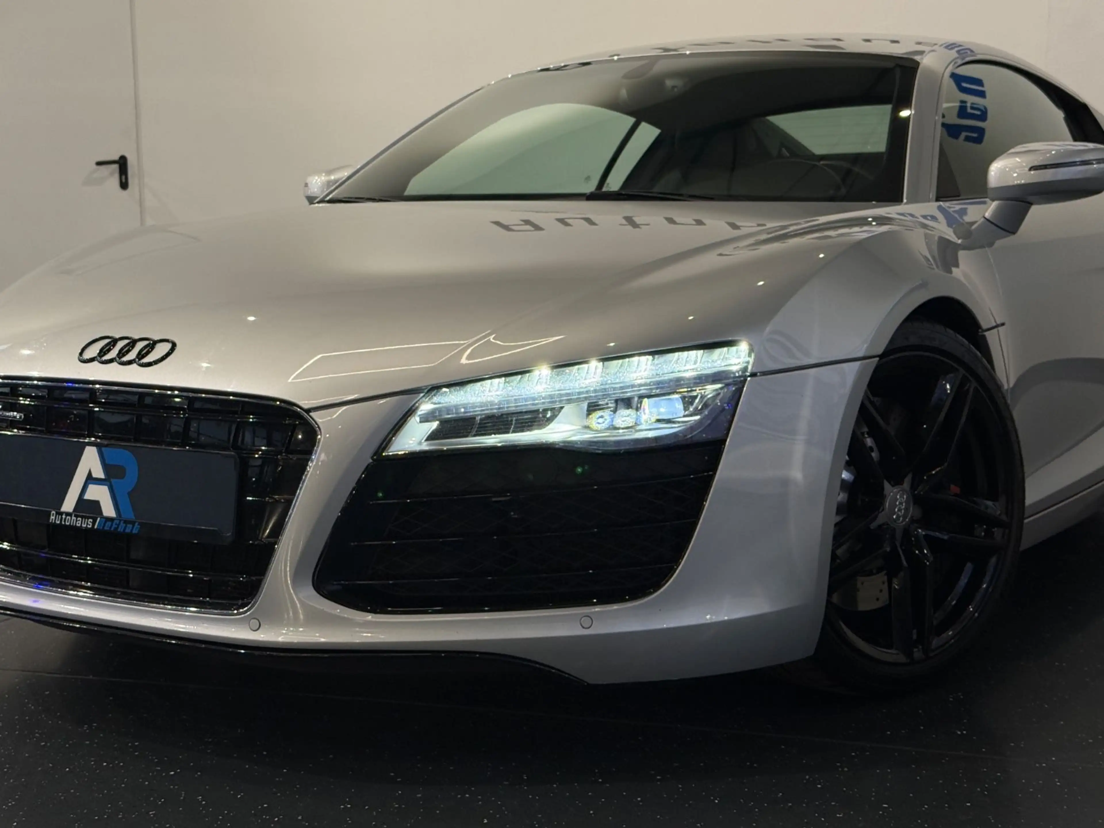Audi R8 Coupe 4.2FSI quattro*RAUTE*ABGASANLAGE*CARBON — photo 4