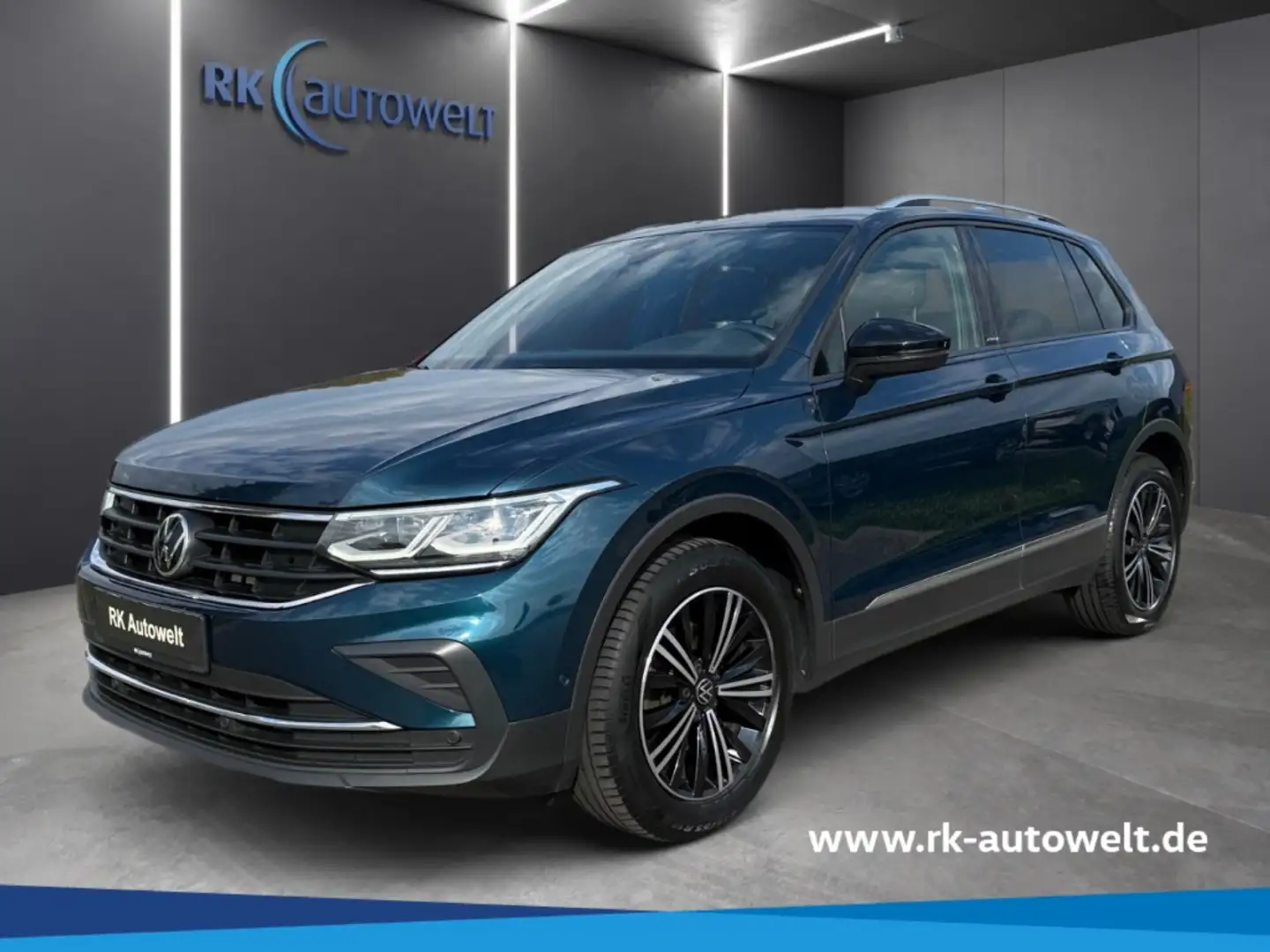 Volkswagen Tiguan ACTIVE 2.0 TDI DSG AHK-klappbar Blauw - 1