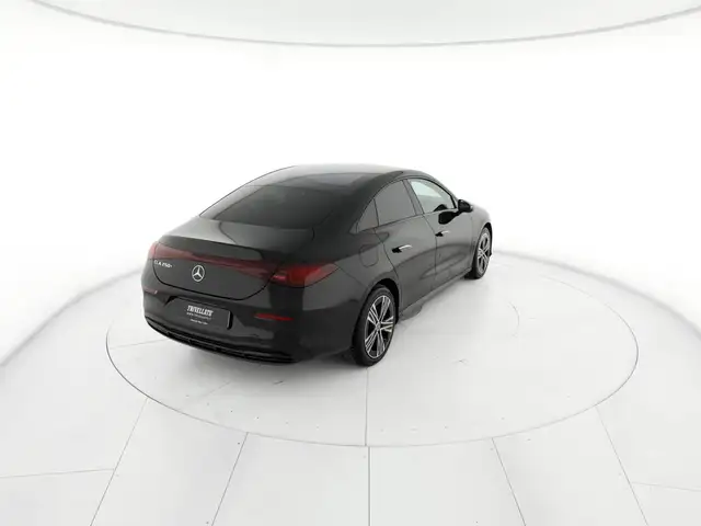 Mercedes-Benz CLA view 3