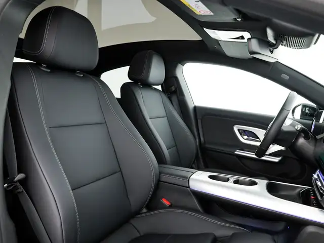 Mercedes-Benz CLA view 10