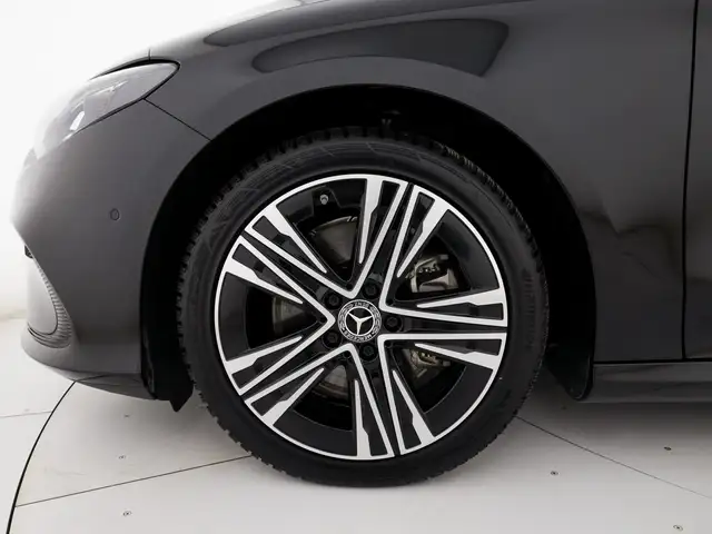 Mercedes-Benz CLA view 7