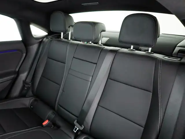 Mercedes-Benz CLA view 11