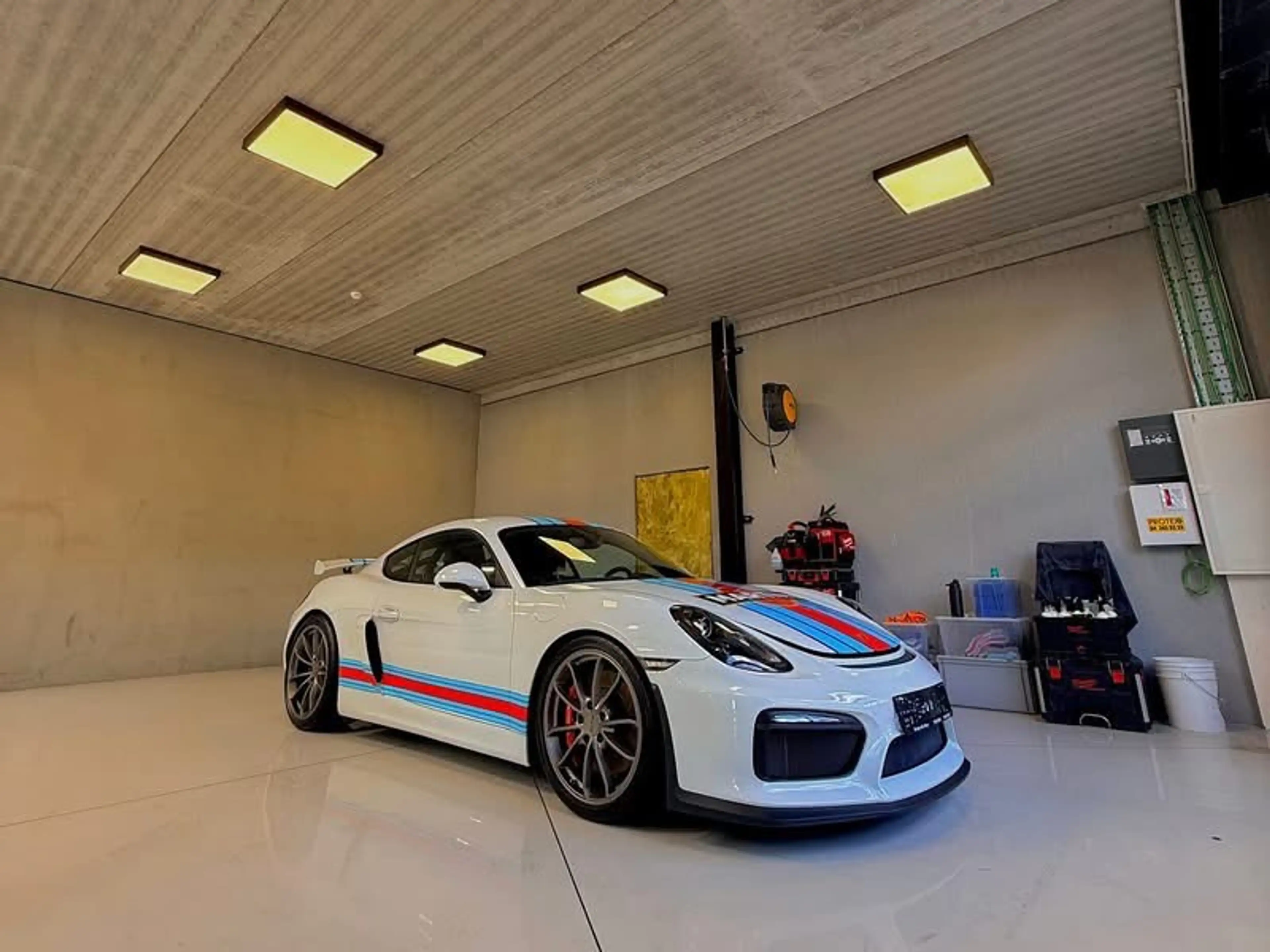 Porsche Cayman Cayman GT4 3.8i — photo 7