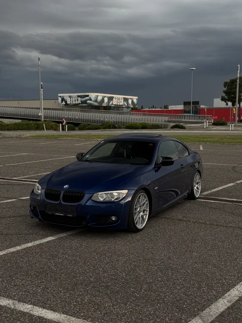 BMW 330 330 d xDrive Blau - 2
