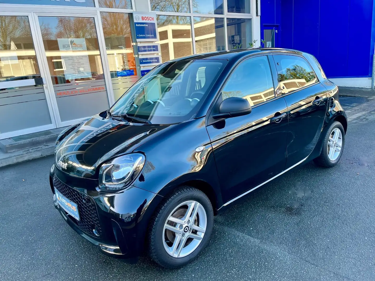 smart forFour /EQ/PLUS/COOL&AUDIO/SCHNELLADER/AKTION Noir - 1