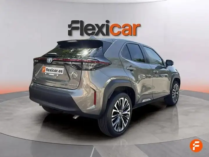 Toyota Yaris 1.5 Style 2022, foto 3