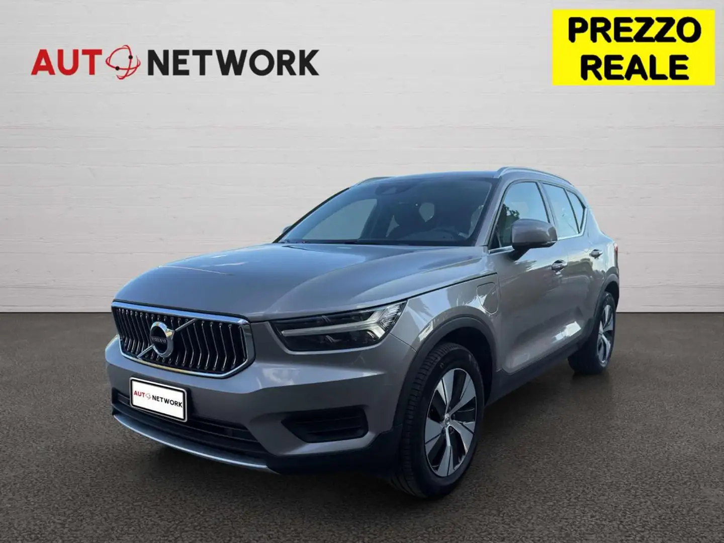 Volvo XC40 T5 Recharge Plug-in Hybrid Inscription Expression Grigio - 1