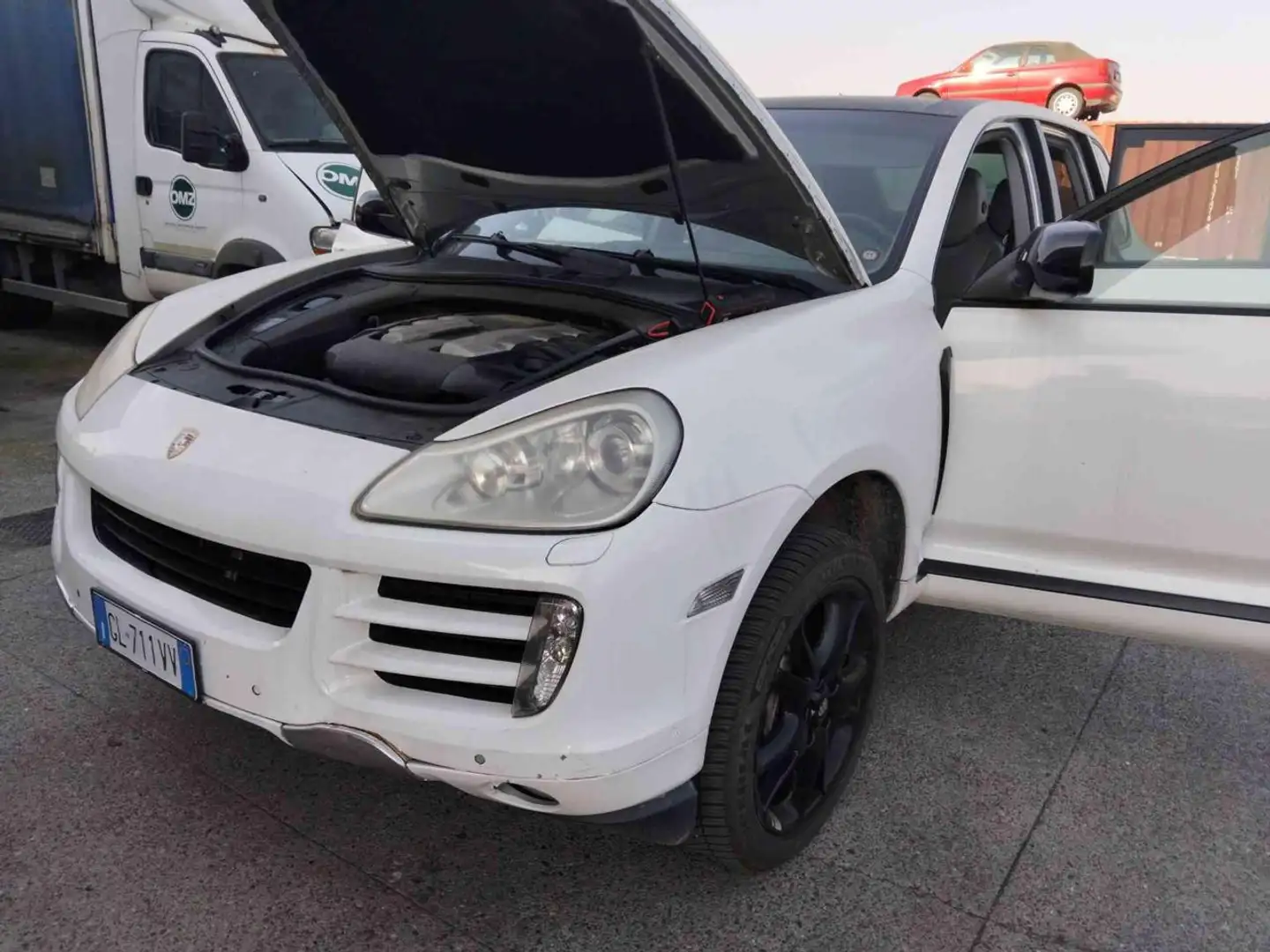 Porsche Cayenne 3.0 Diesel Wit - 1