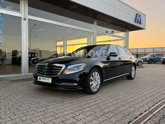 Mercedes-Benz S 560 L 4Matic Burmester Navi SHZ 1.Hand Mwst.