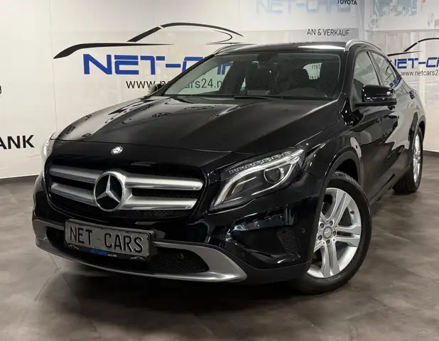 Mercedes-Benz GLA 250 DCT Style*LED*Leder*NAVi*Tempomat*PDC