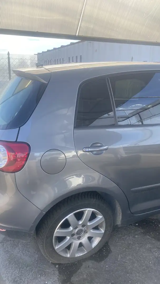 Volkswagen Golf Plus 5p 1.6 Highline 105cv - 2