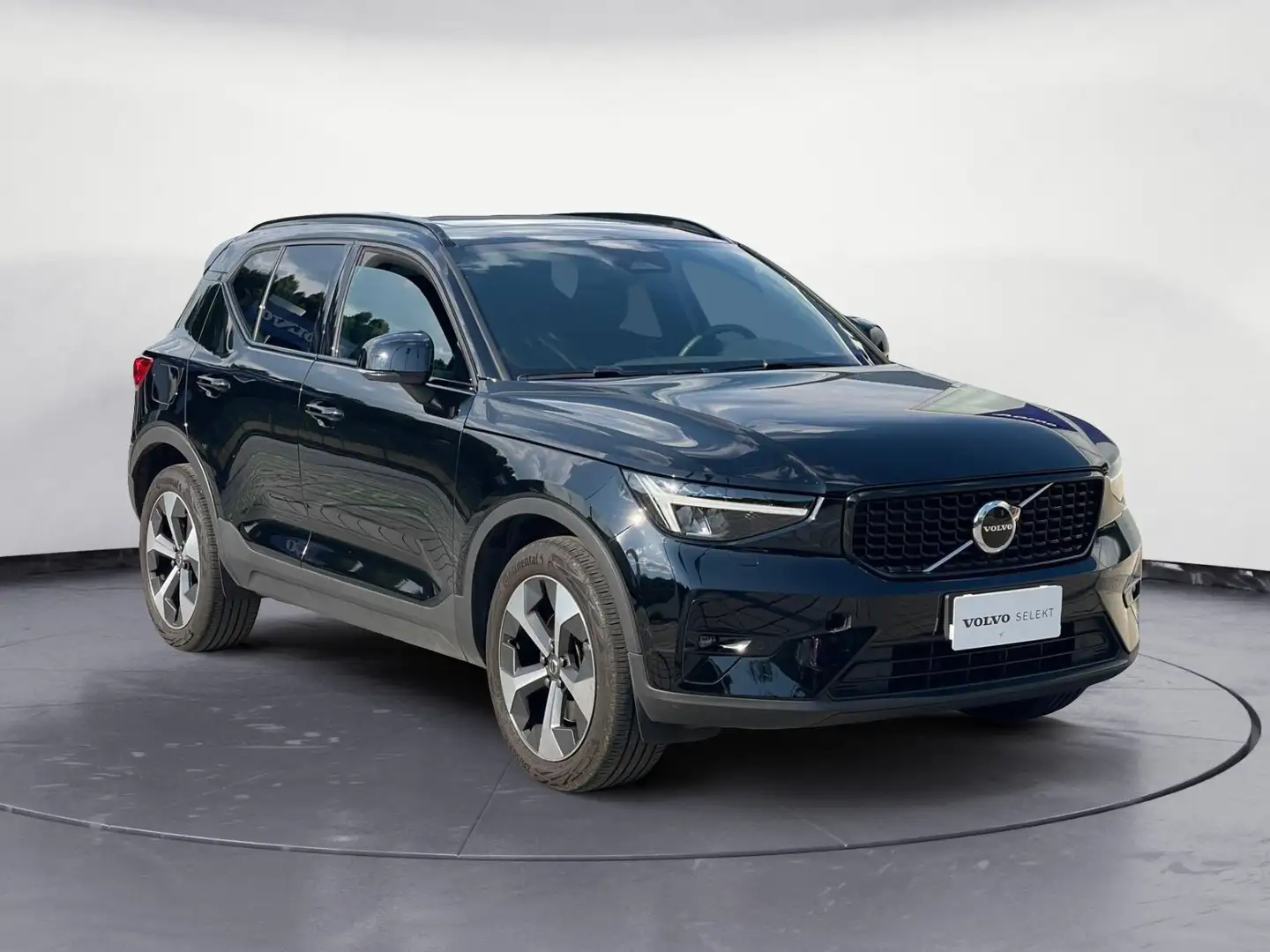 Volvo XC40 XC40 B3 automatico Ultimate Dark DISPONIBILE DA S Zwart - 2