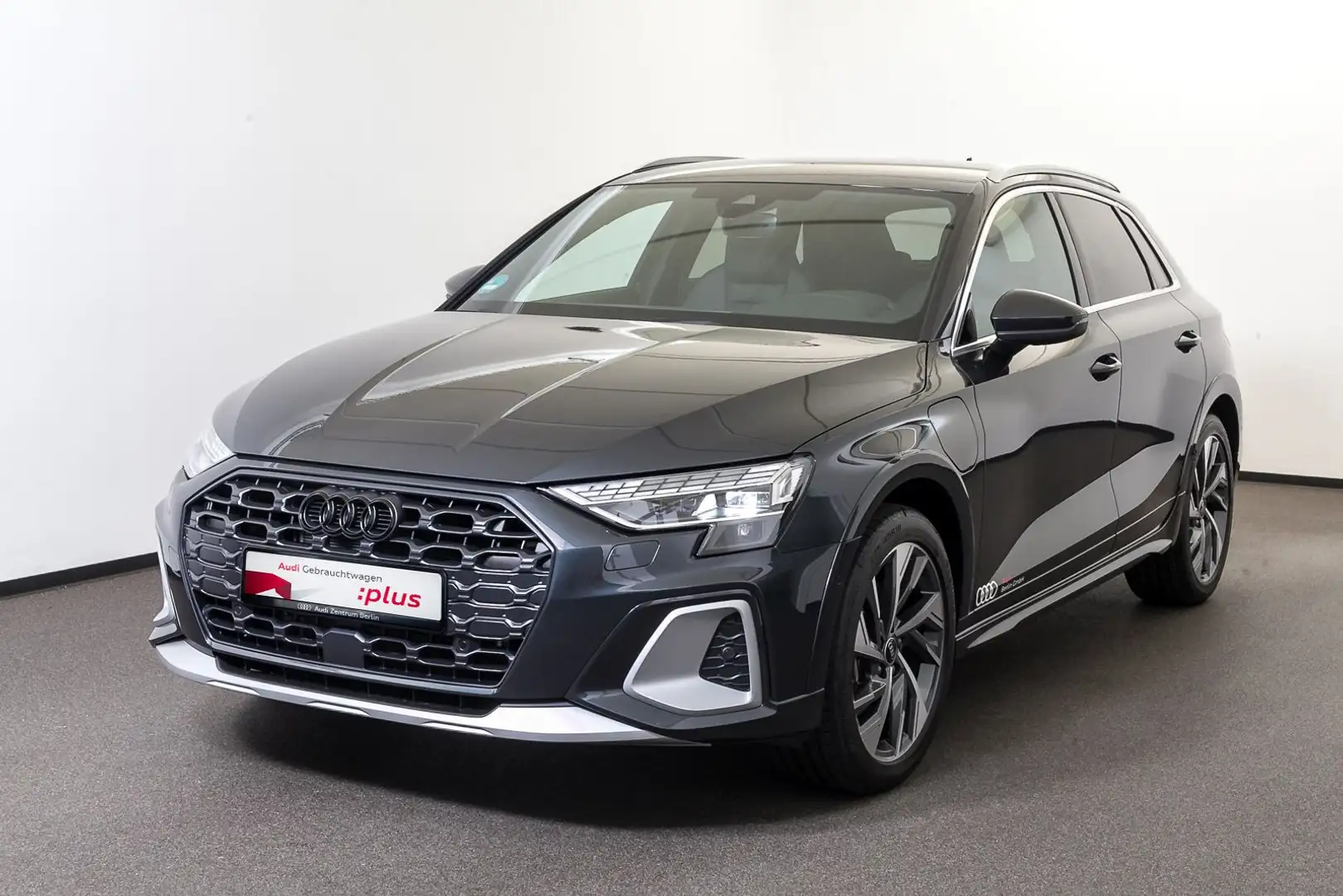 Audi A3 40 TFSI e S tronic Grau - 2