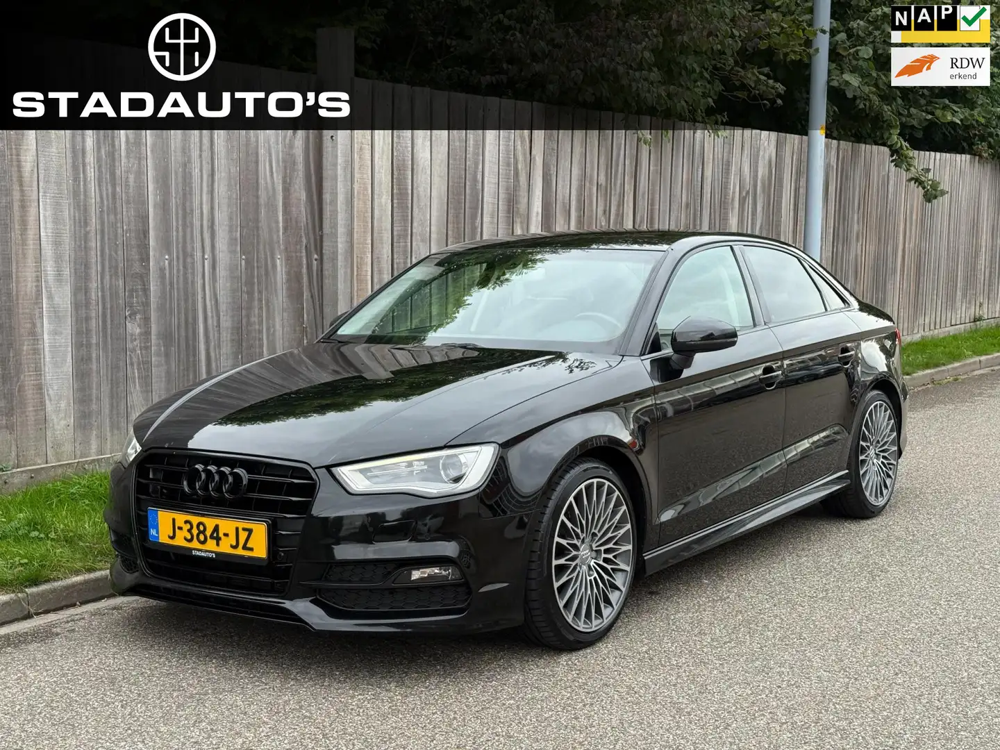 Audi A3 Limousine 1.4 TFSI CoD S-Line Automaat CARPLAY PDC Noir - 1