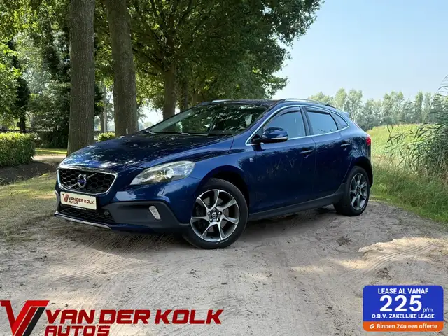 Volvo V40 Cross Country 1.5 T3 Ocean Race | Xenon | Leder | Navi | Cruise