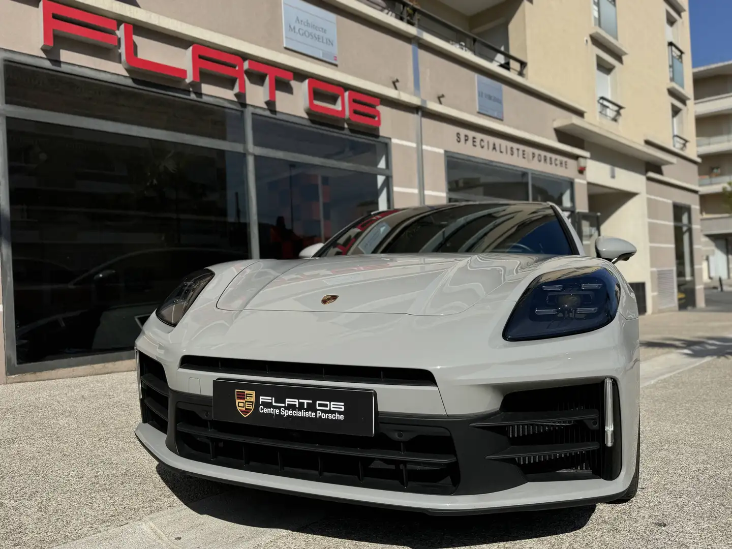 Porsche Panamera Panamera 4 e-Hybrid Grau - 2