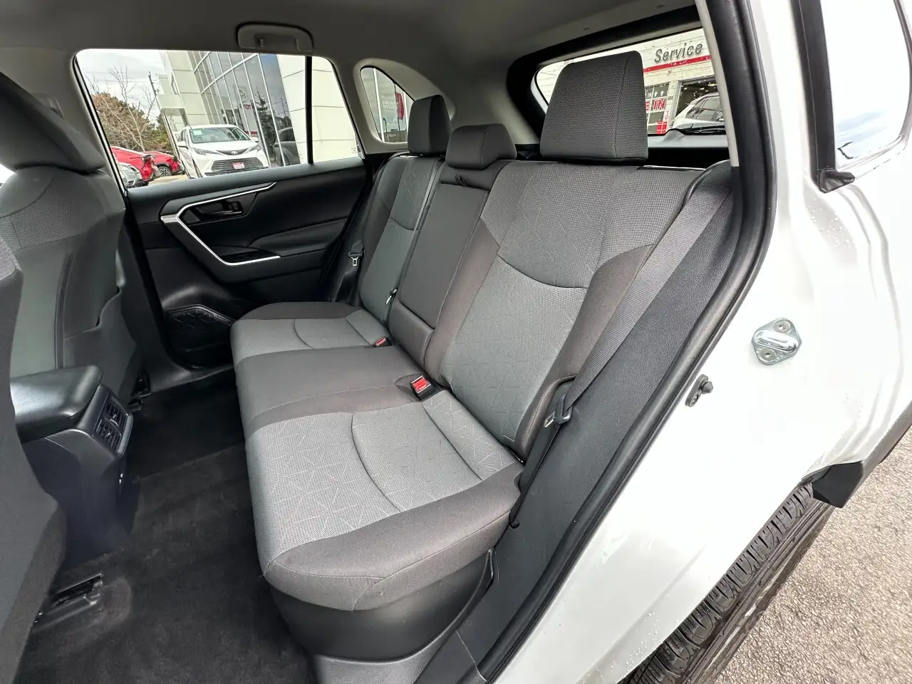Toyota RAV 4 снимка Toyota RAV 4
