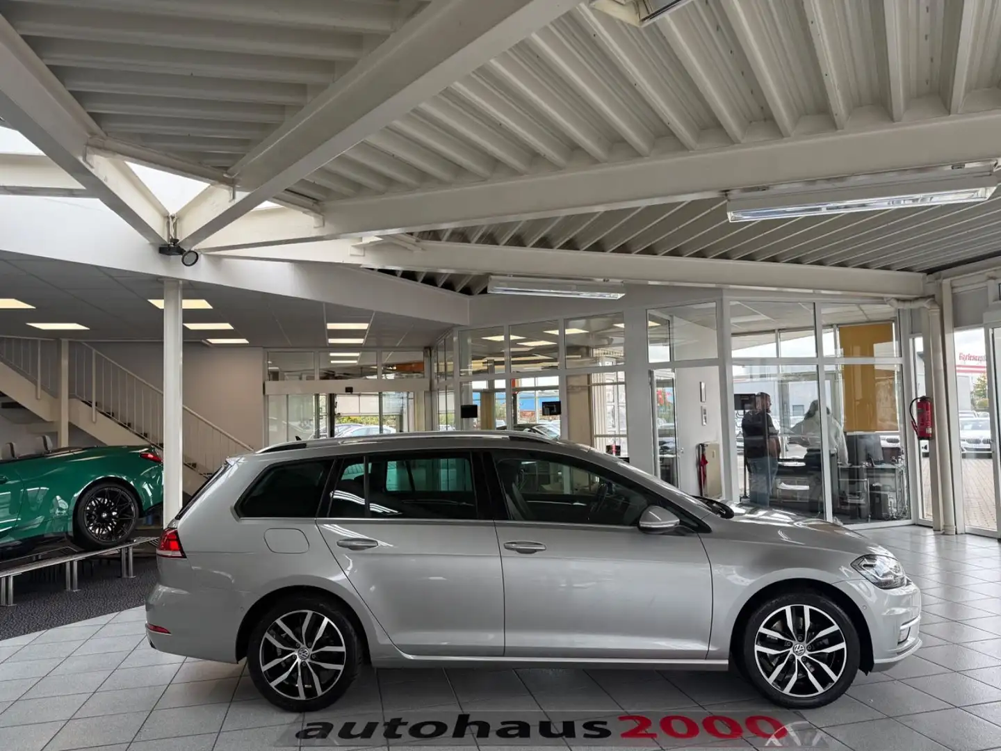 Volkswagen Golf VII Variant Highline / R-Line Sport-Paket Argent - 2
