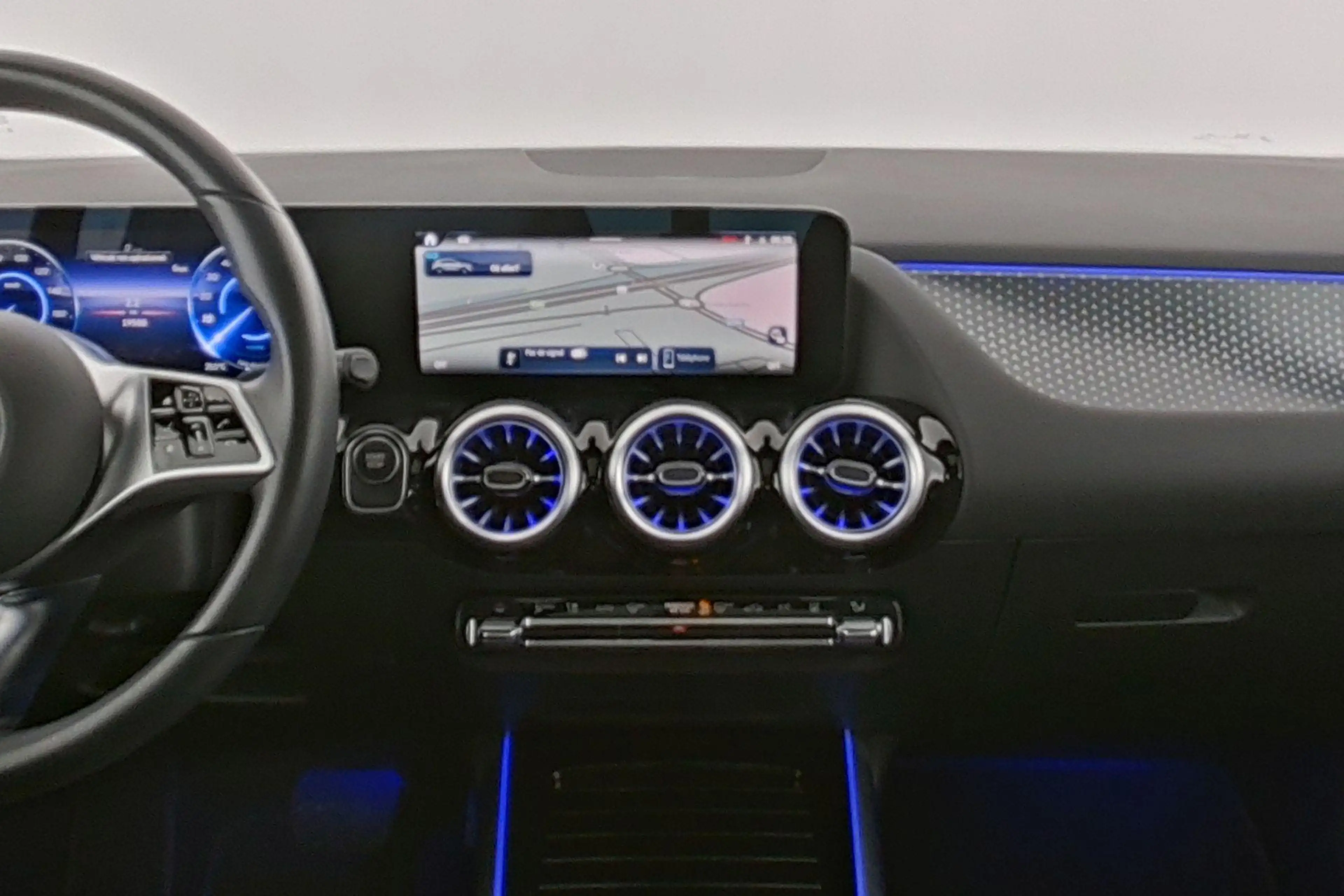 Mercedes-Benz EQA 250 250+ Business Line + CARPLAY + PANORAMISCH DAK + — photo 15