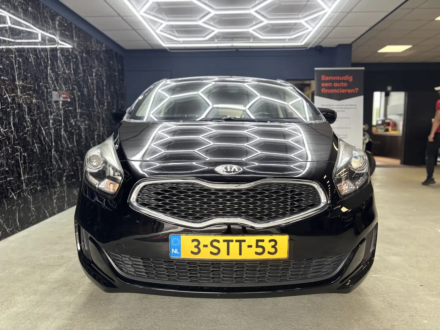 Kia Carens 1.6 GDi ComfortLine 7p Zwart - 2