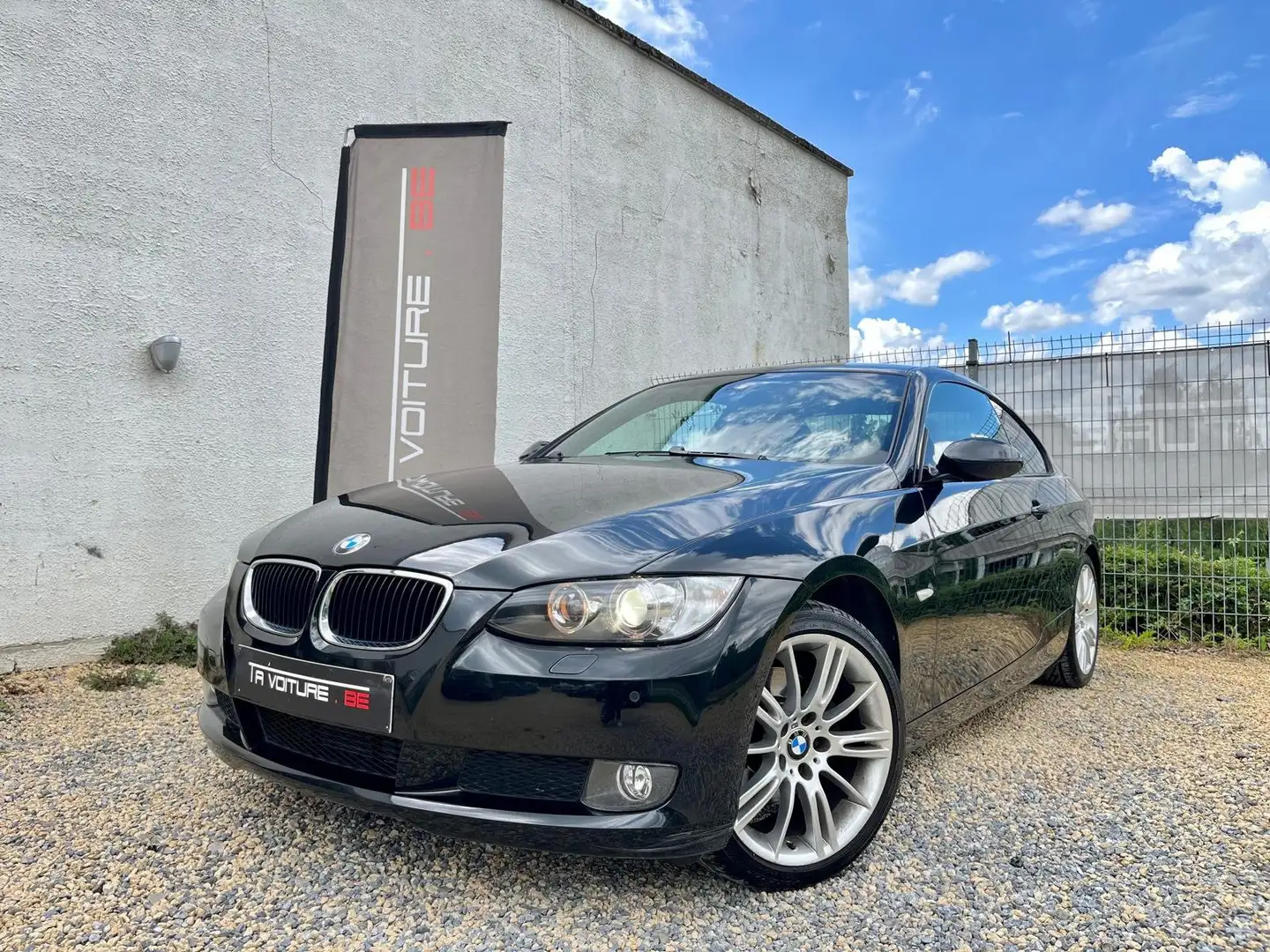 BMW 320 Coupé 320 d XENON/NAV/CUIR/CLIM-AUTO/CRUISE/PDC Zwart - 2