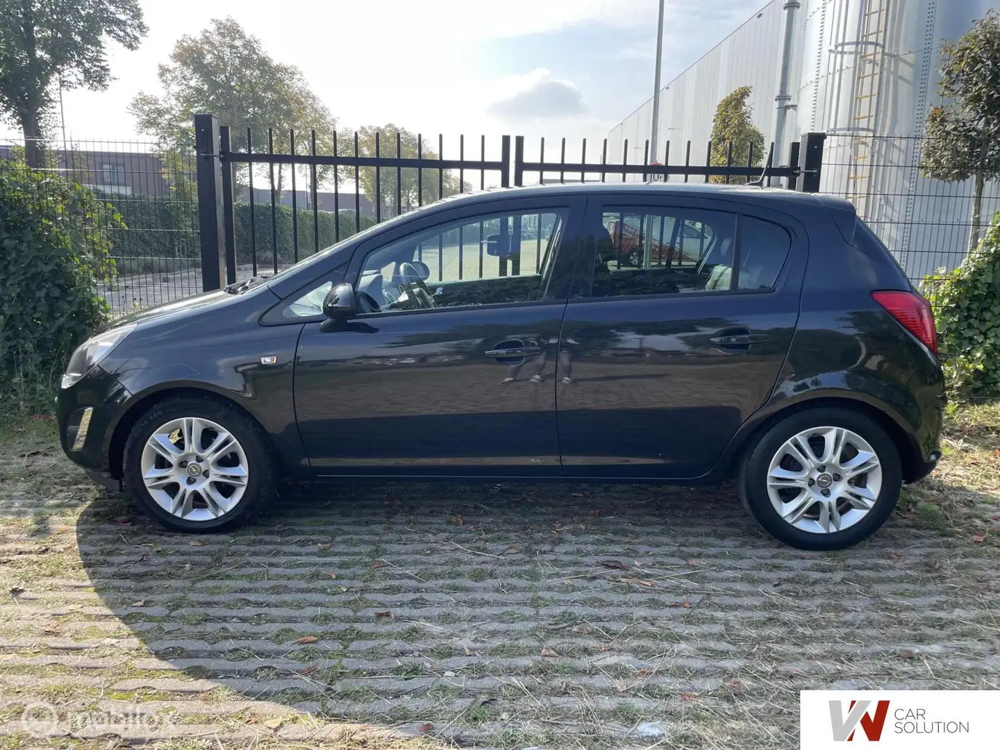 Opel Corsa 1.2-16V Design Edit. NAVI STOELV STUURV PDC CLIMA Zwart - 2