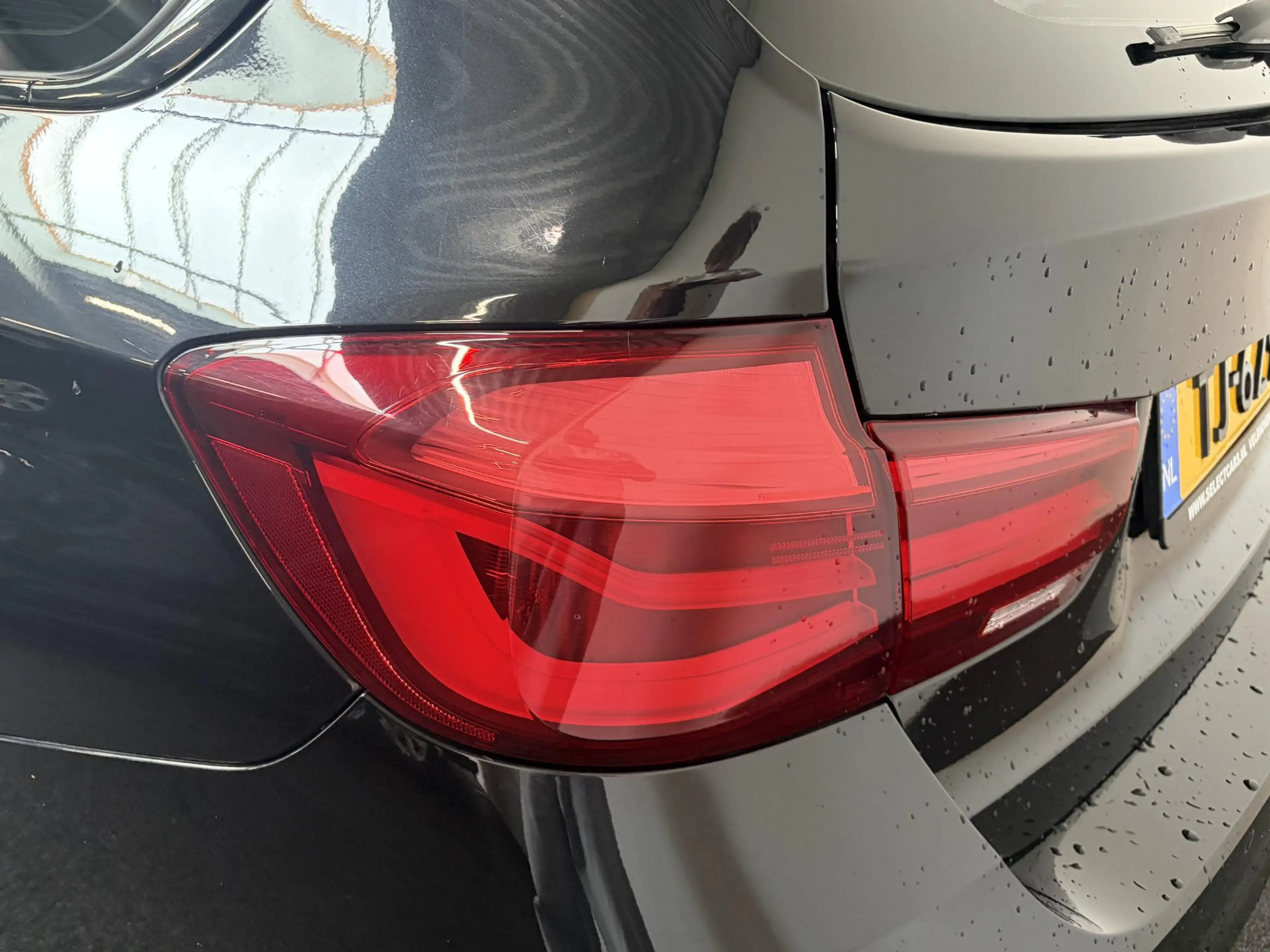 BMW 318 3-serie Touring 318i M Sport Edition Navigatie Cli — photo 30