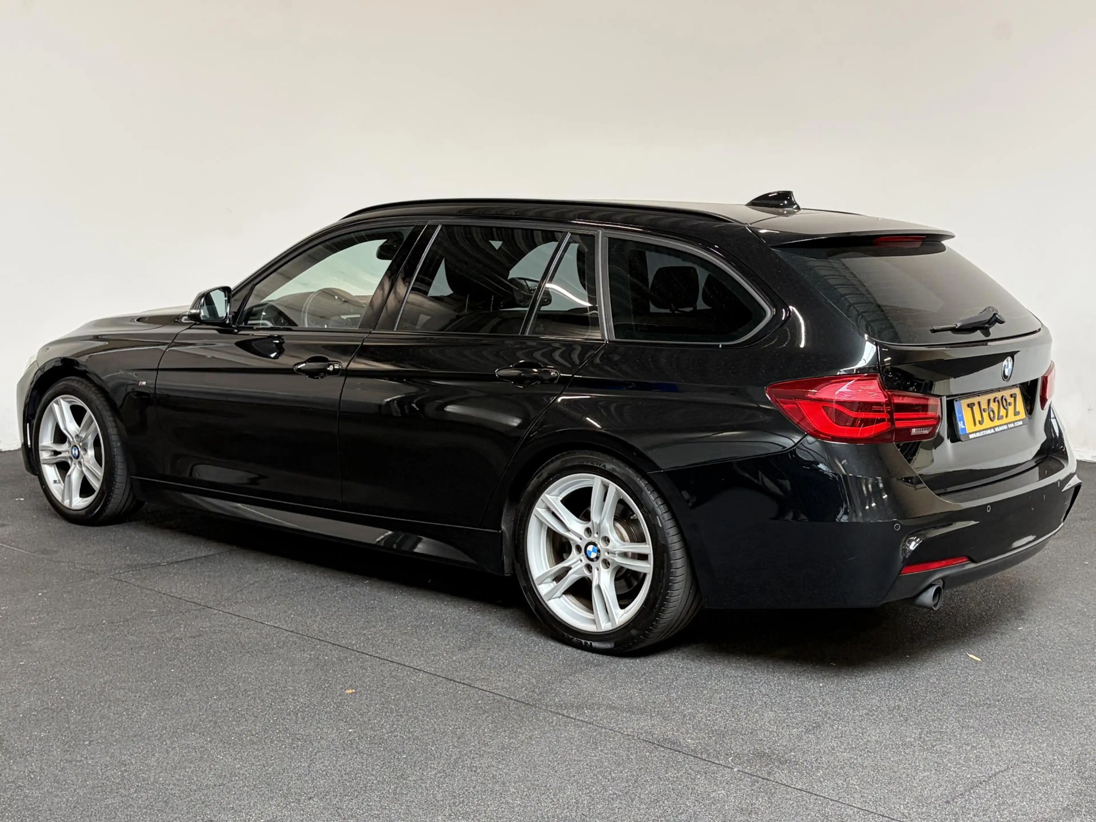 BMW 318 3-serie Touring 318i M Sport Edition Navigatie Cli — photo 11