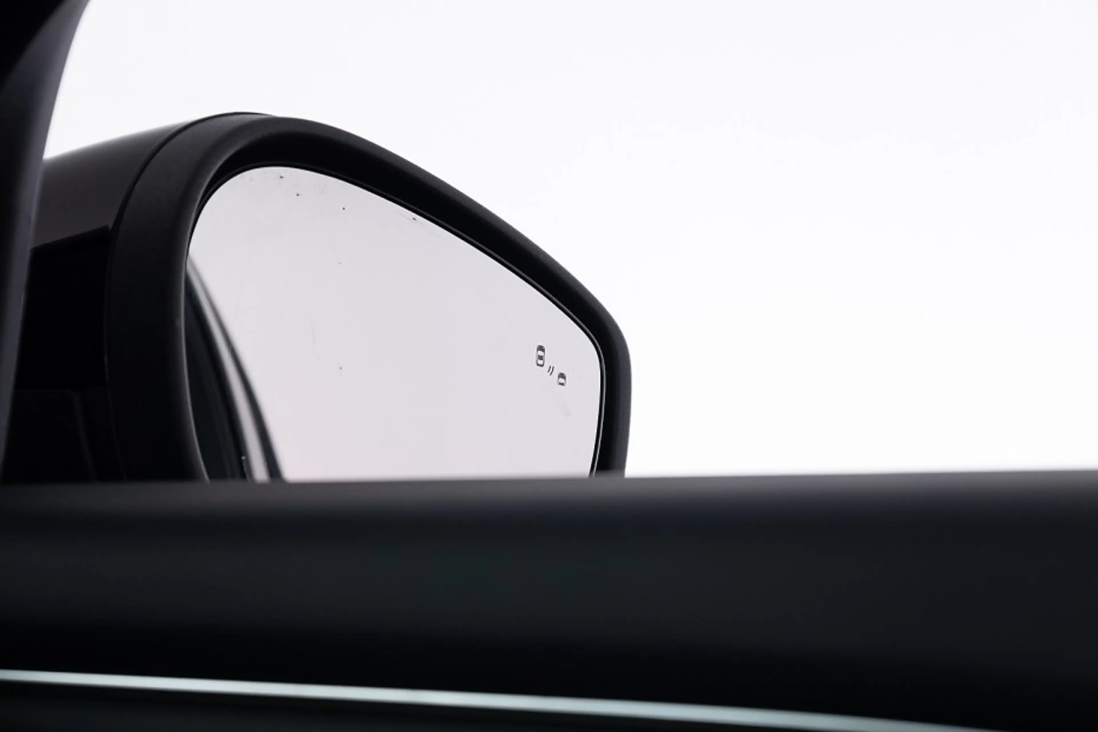 Ford Mustang Mach-E AWD 75 kWh | B&O | LEDER | Full LED | EL. STOELEN — photo 19