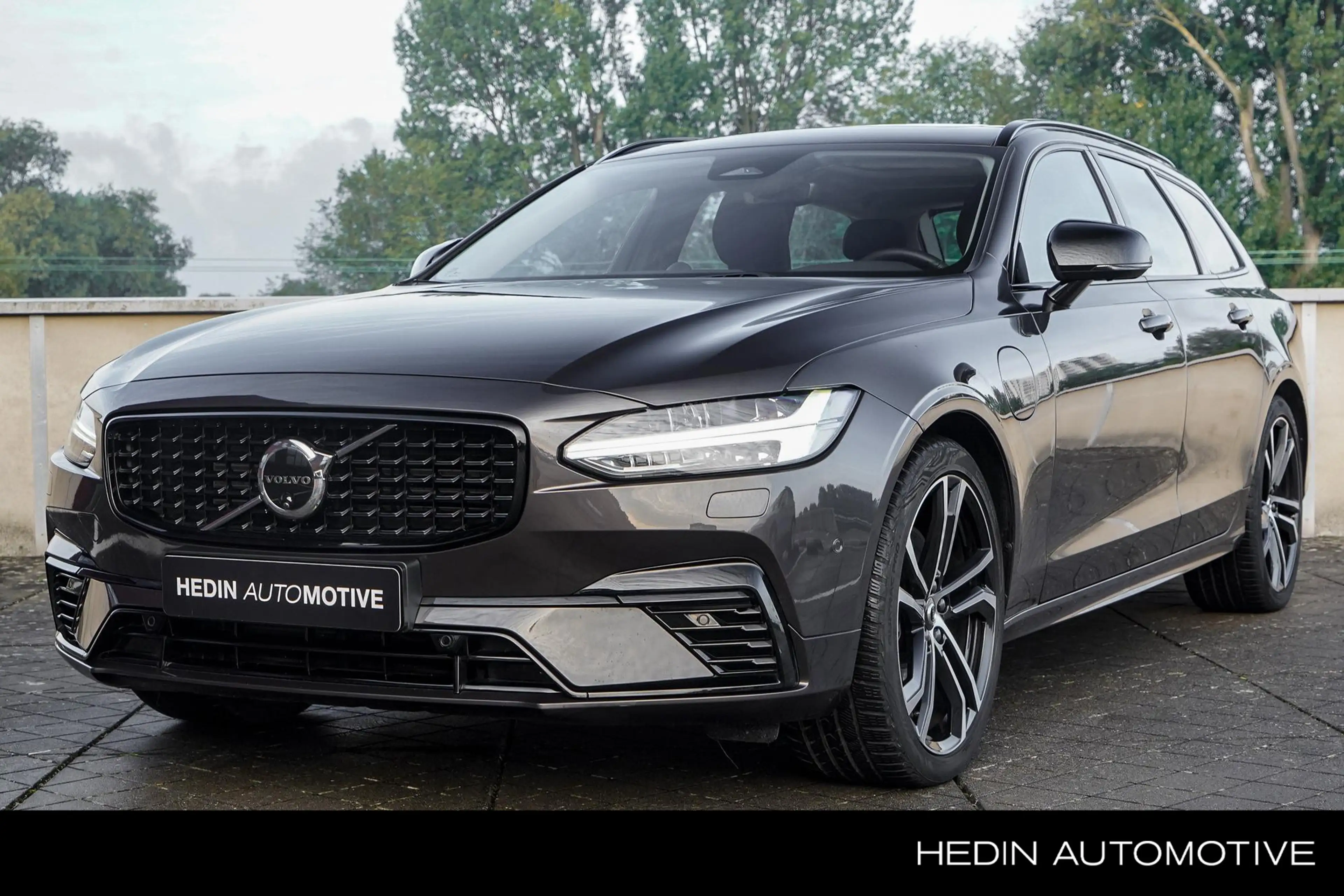 Volvo V90 2.0 T8 Plug-in hybrid AWD Ultra Executive Edition