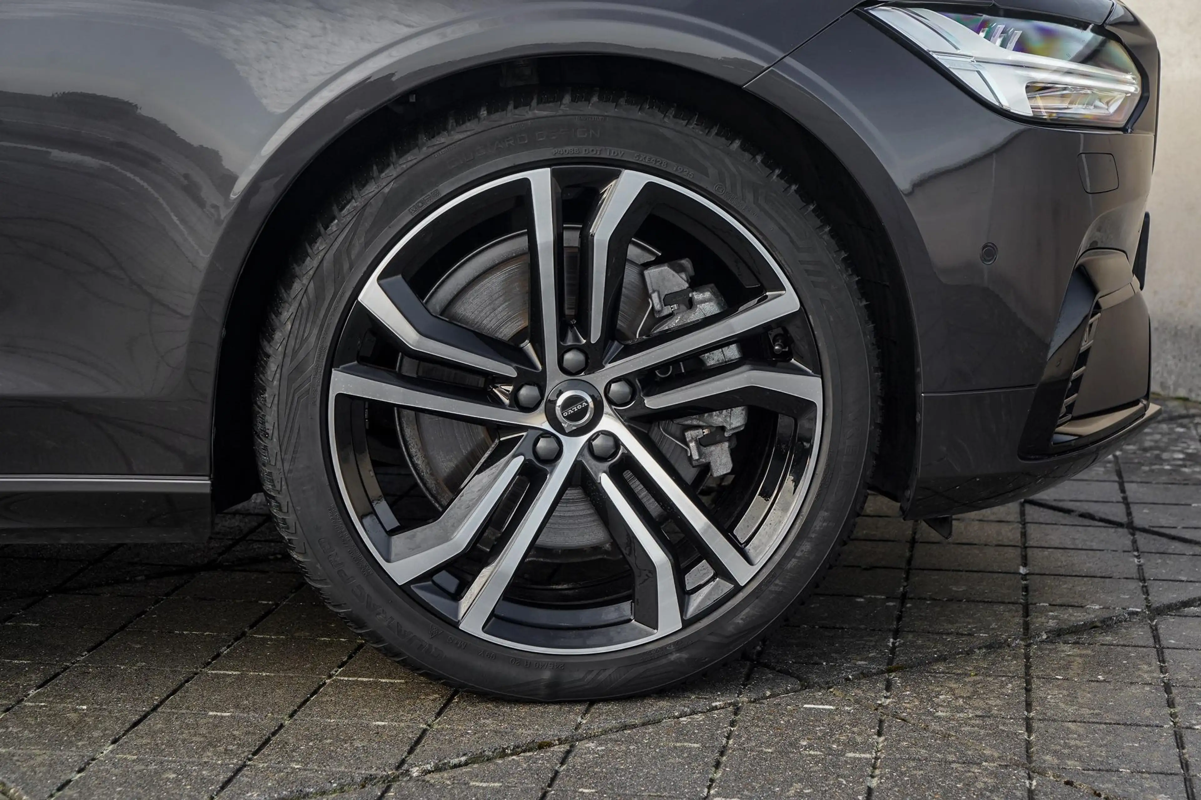 Volvo V90 2.0 T8 Plug-in hybrid AWD Ultra Executive Edition — photo 7