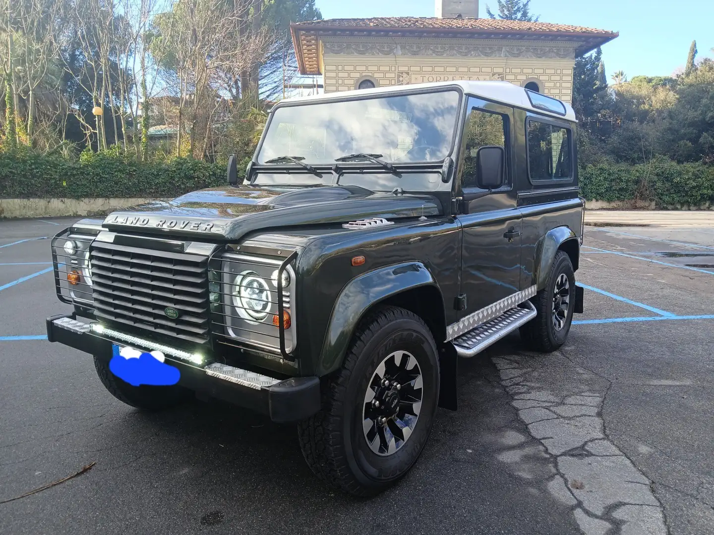 Land Rover Defender Defender VI 2007 90 90 2.4 td SE SW Zelená - 1