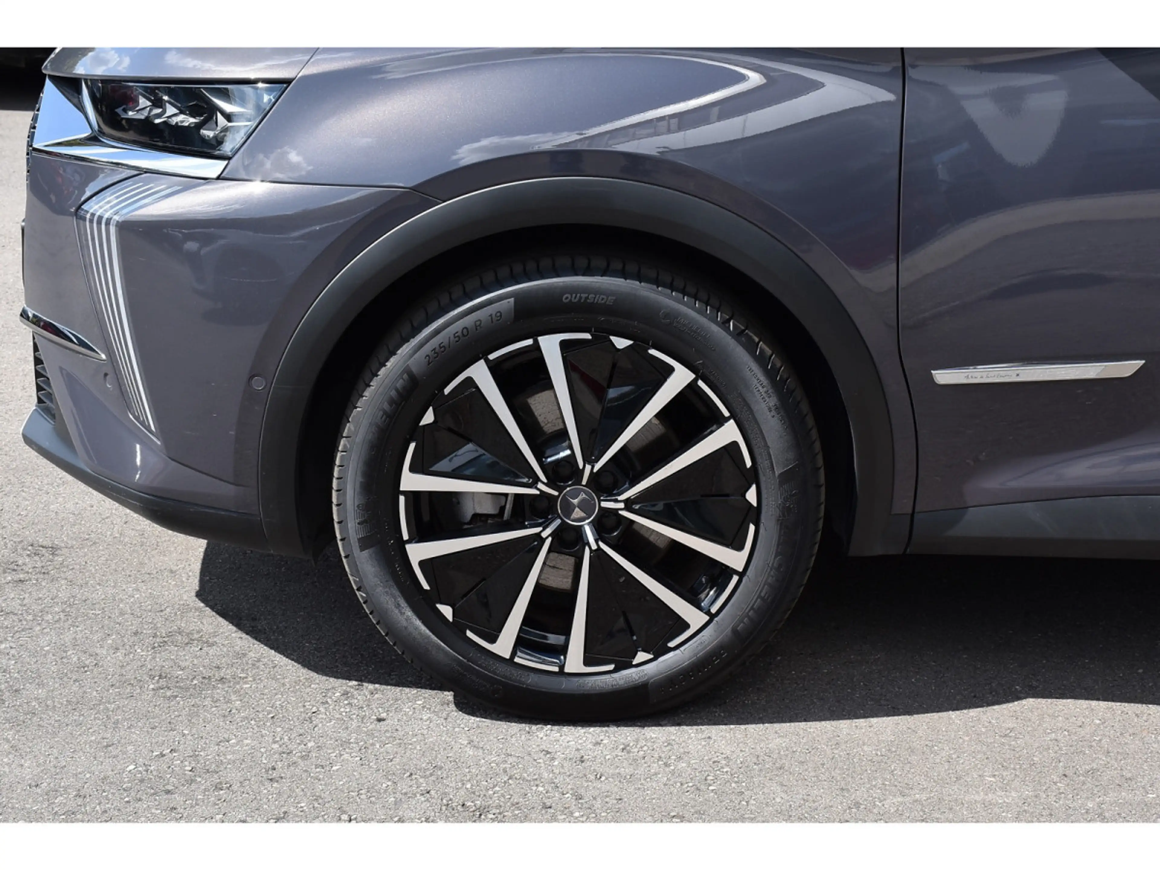 DS Automobiles DS 7 1.6 Hybrid PHEV 300 AWD Antoine de Saint Exupéry — photo 5