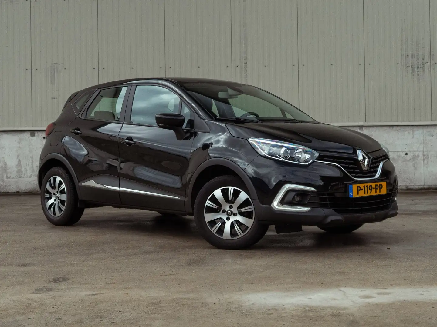 Renault Captur 0.9 TCe Limited | Slechts 27.764 km | Navi Full Ma Schwarz - 1
