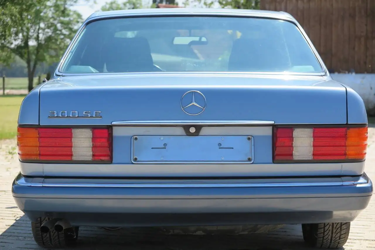 Mercedes-Benz 300SE W126, 1989, diamantblau / Interieur ebenfalls blau, sehr schöner Zustand 2, H-Zulassung und Euro2, sinnvolle Extras, foto 10