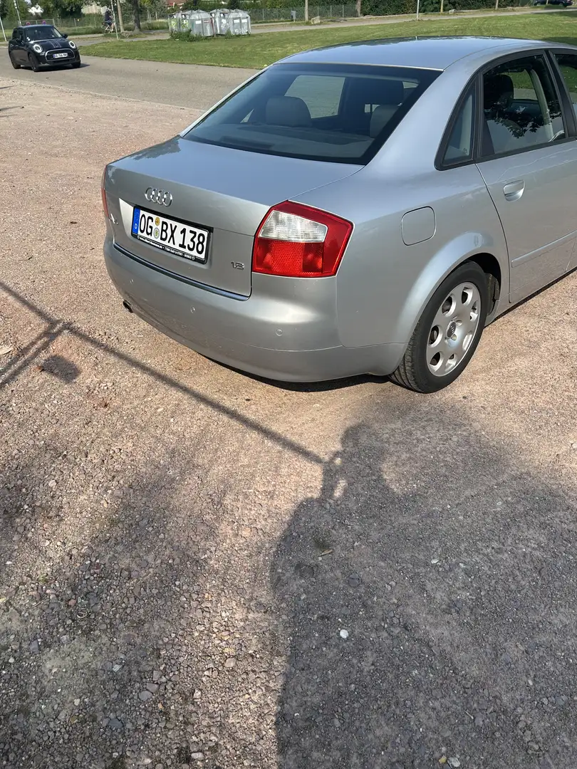 Audi A4 1.6 - 2