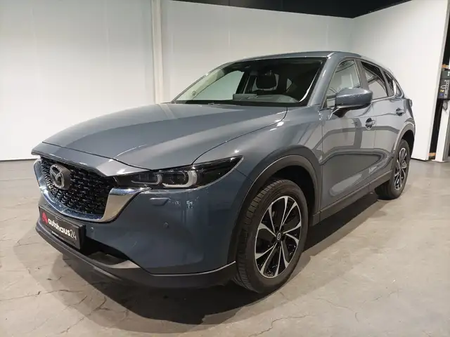 Mazda CX-5 view 3