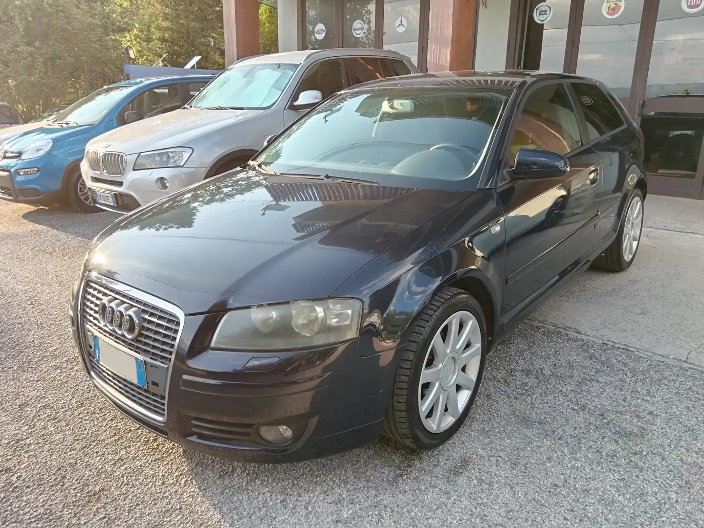 Audi A3 1.9 TDI 105CV AMBITION 3 PORTE Bleu - 1